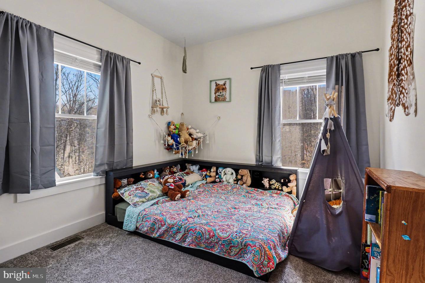 2724 PATRIOT LN, FREDERICKSBURG, Virginia 22408, 4 Bedrooms Bedrooms, ,3 BathroomsBathrooms,Residential,For sale,2724 PATRIOT LN,VASP2038954 MLS # VASP2038954