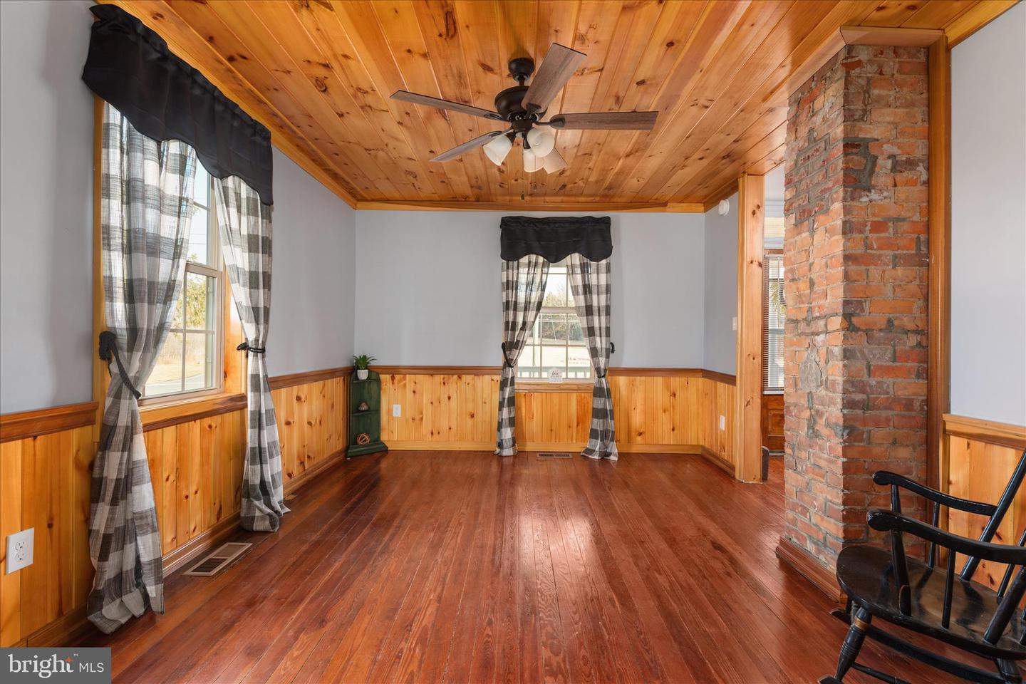 1197 JOHN MARSHALL HWY, STRASBURG, Virginia 22657, 4 Bedrooms Bedrooms, ,2 BathroomsBathrooms,Residential,For sale,1197 JOHN MARSHALL HWY,VASH2013638 MLS # VASH2013638 1197 JOHN MARSHALL HWY, STRASBURG, Virginia 22657, 4 Bedrooms Bedrooms, ,2 BathroomsBathrooms,Residential,For sale,1197 JOHN MARSHALL HWY,VASH2013638 MLS # VASH2013638