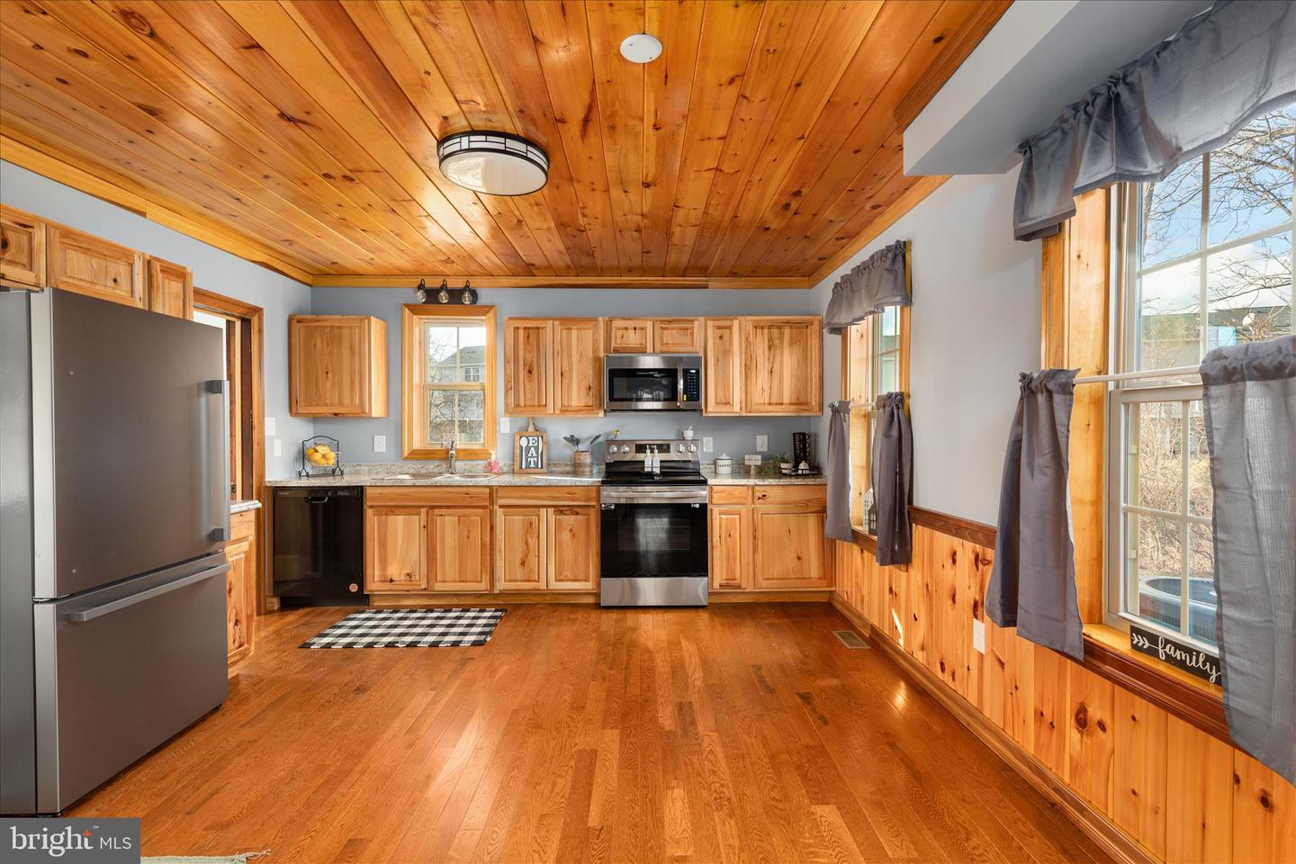 1197 JOHN MARSHALL HWY, STRASBURG, Virginia 22657, 4 Bedrooms Bedrooms, ,2 BathroomsBathrooms,Residential,For sale,1197 JOHN MARSHALL HWY,VASH2013638 MLS # VASH2013638 1197 JOHN MARSHALL HWY, STRASBURG, Virginia 22657, 4 Bedrooms Bedrooms, ,2 BathroomsBathrooms,Residential,For sale,1197 JOHN MARSHALL HWY,VASH2013638 MLS # VASH2013638