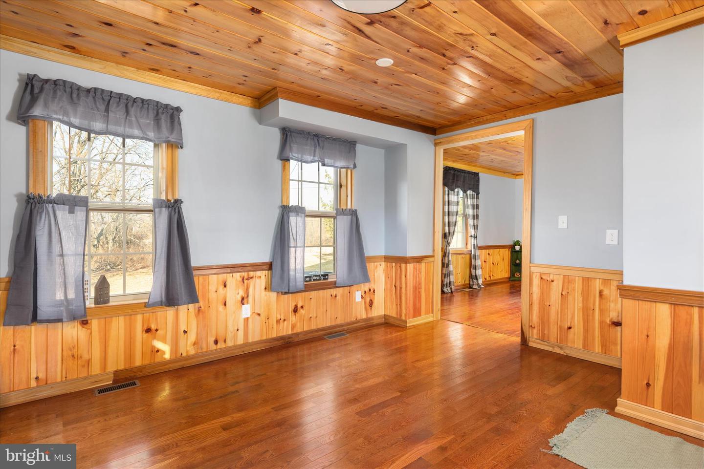 1197 JOHN MARSHALL HWY, STRASBURG, Virginia 22657, 4 Bedrooms Bedrooms, ,2 BathroomsBathrooms,Residential,For sale,1197 JOHN MARSHALL HWY,VASH2013638 MLS # VASH2013638 1197 JOHN MARSHALL HWY, STRASBURG, Virginia 22657, 4 Bedrooms Bedrooms, ,2 BathroomsBathrooms,Residential,For sale,1197 JOHN MARSHALL HWY,VASH2013638 MLS # VASH2013638