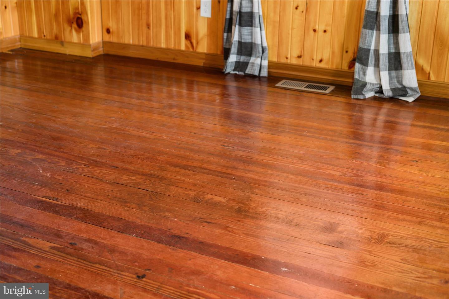 1197 JOHN MARSHALL HWY, STRASBURG, Virginia 22657, 4 Bedrooms Bedrooms, ,2 BathroomsBathrooms,Residential,For sale,1197 JOHN MARSHALL HWY,VASH2013638 MLS # VASH2013638 1197 JOHN MARSHALL HWY, STRASBURG, Virginia 22657, 4 Bedrooms Bedrooms, ,2 BathroomsBathrooms,Residential,For sale,1197 JOHN MARSHALL HWY,VASH2013638 MLS # VASH2013638