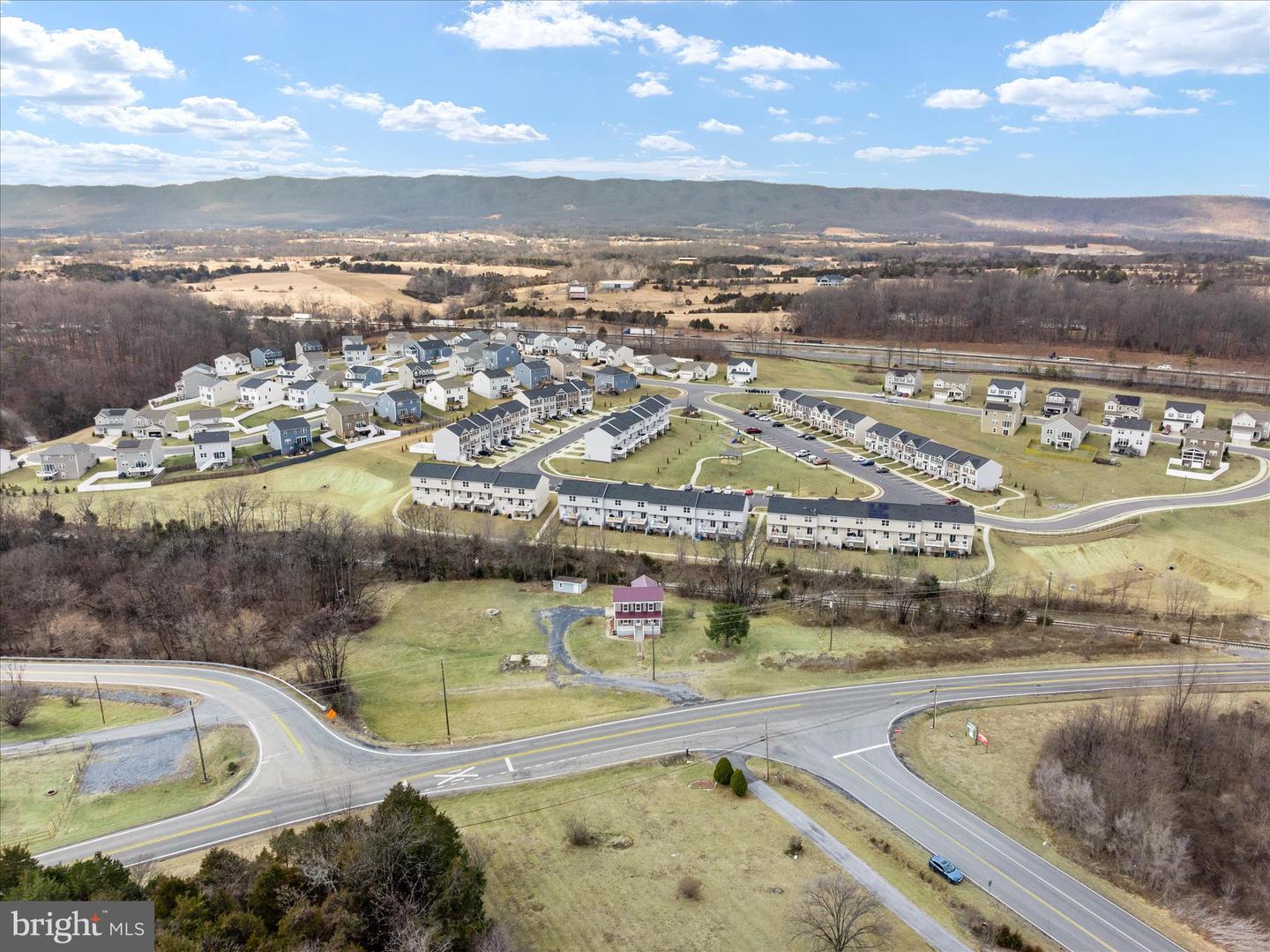 1197 JOHN MARSHALL HWY, STRASBURG, Virginia 22657, 4 Bedrooms Bedrooms, ,2 BathroomsBathrooms,Residential,For sale,1197 JOHN MARSHALL HWY,VASH2013638 MLS # VASH2013638 1197 JOHN MARSHALL HWY, STRASBURG, Virginia 22657, 4 Bedrooms Bedrooms, ,2 BathroomsBathrooms,Residential,For sale,1197 JOHN MARSHALL HWY,VASH2013638 MLS # VASH2013638