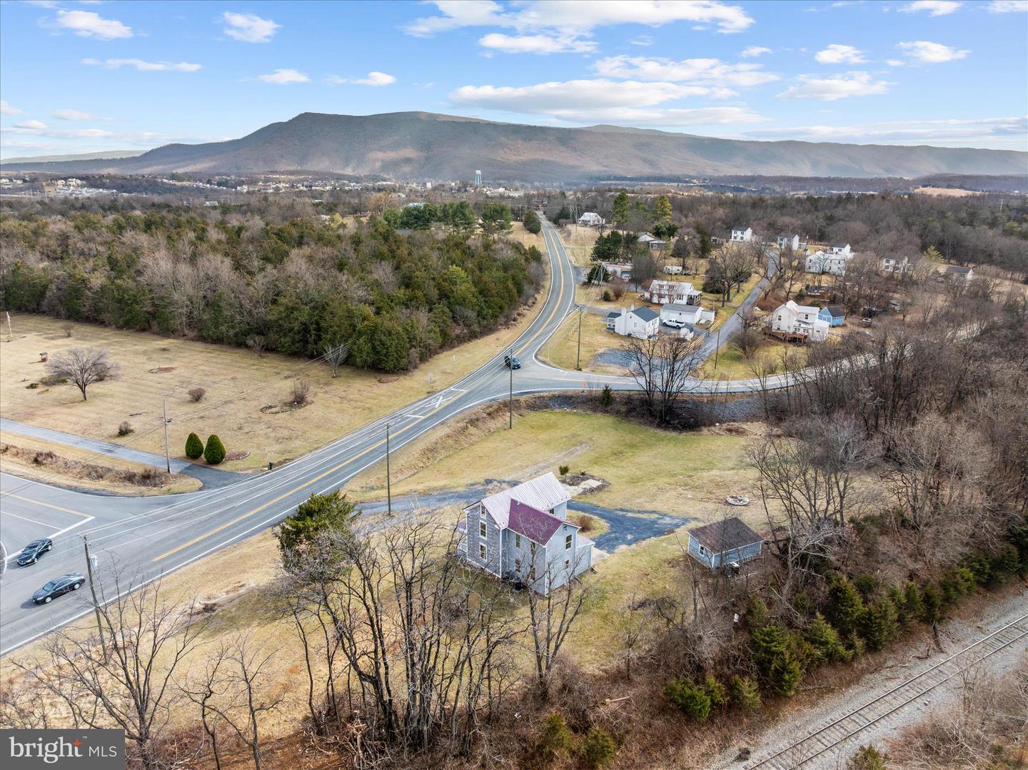 1197 JOHN MARSHALL HWY, STRASBURG, Virginia 22657, 4 Bedrooms Bedrooms, ,2 BathroomsBathrooms,Residential,For sale,1197 JOHN MARSHALL HWY,VASH2013638 MLS # VASH2013638 1197 JOHN MARSHALL HWY, STRASBURG, Virginia 22657, 4 Bedrooms Bedrooms, ,2 BathroomsBathrooms,Residential,For sale,1197 JOHN MARSHALL HWY,VASH2013638 MLS # VASH2013638