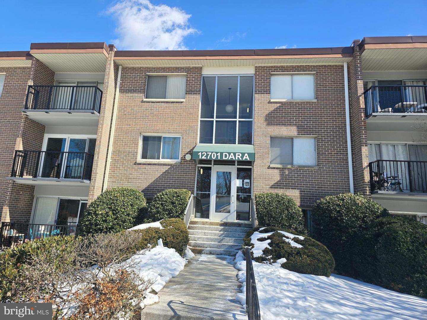 12701 DARA DR #T-3, WOODBRIDGE, Virginia 22192, 1 Bedroom Bedrooms, ,1 BathroomBathrooms,Residential,For sale,12701 DARA DR #T-3,VAPW2113188 MLS # VAPW2113188