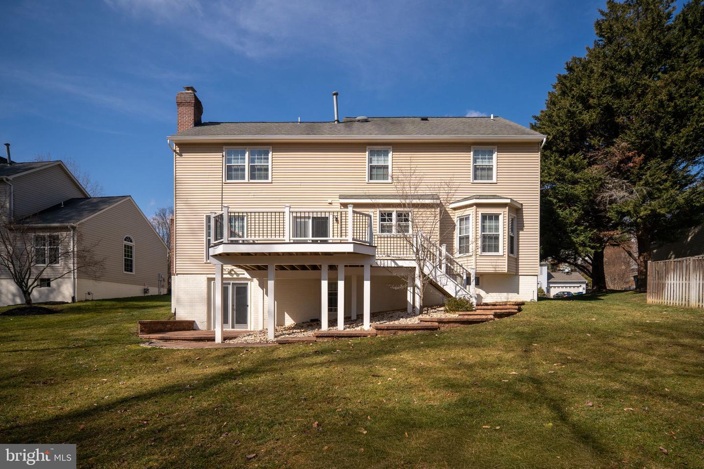 15111 KNICKERBOCKER DR, WOODBRIDGE, Virginia 22193, 5 Bedrooms Bedrooms, ,3 BathroomsBathrooms,Residential,For sale,15111 KNICKERBOCKER DR,VAPW2113238 MLS # VAPW2113238