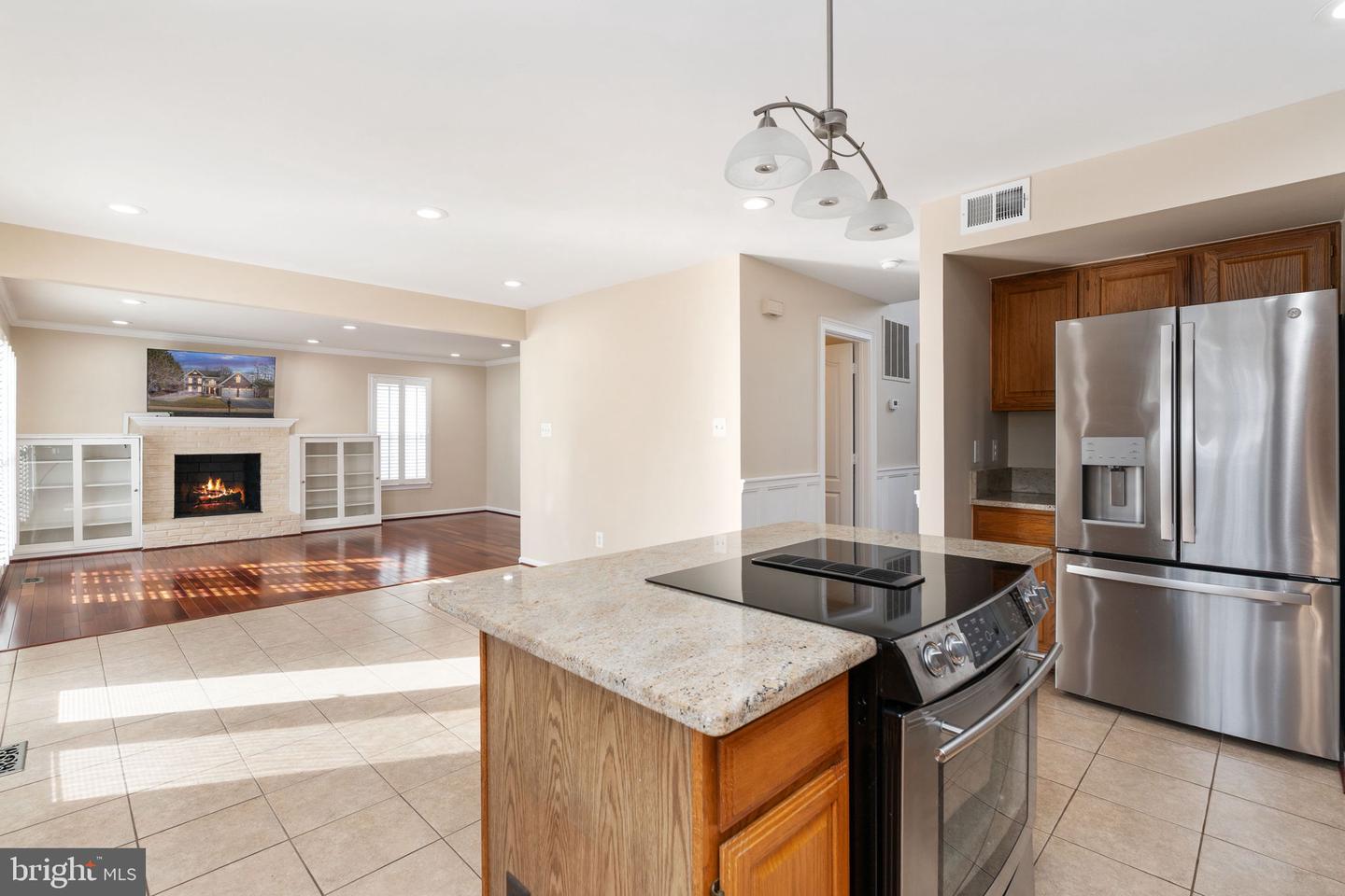 15111 KNICKERBOCKER DR, WOODBRIDGE, Virginia 22193, 5 Bedrooms Bedrooms, ,3 BathroomsBathrooms,Residential,For sale,15111 KNICKERBOCKER DR,VAPW2113238 MLS # VAPW2113238