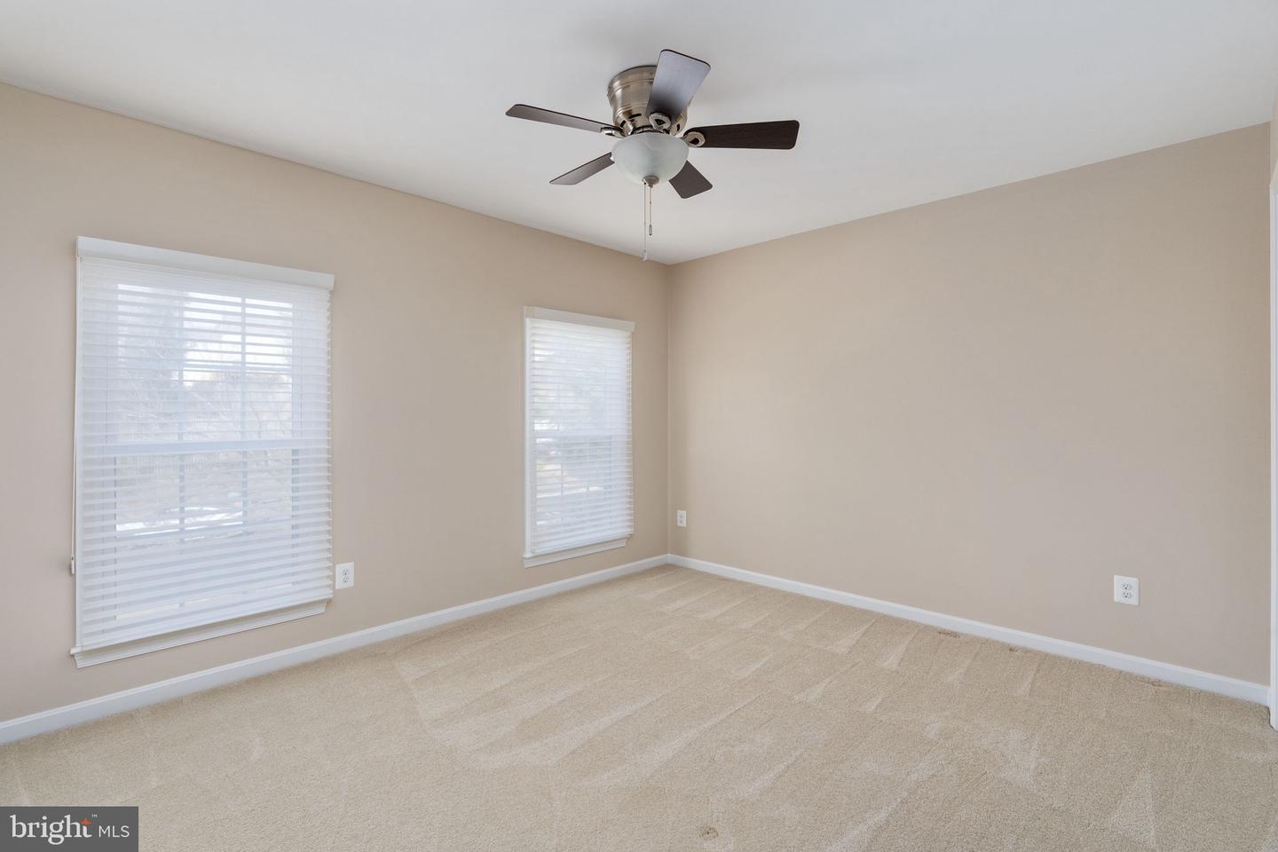 15111 KNICKERBOCKER DR, WOODBRIDGE, Virginia 22193, 5 Bedrooms Bedrooms, ,3 BathroomsBathrooms,Residential,For sale,15111 KNICKERBOCKER DR,VAPW2113238 MLS # VAPW2113238