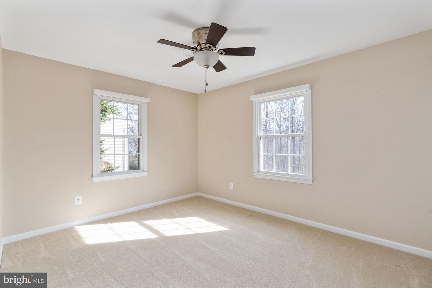 15111 KNICKERBOCKER DR, WOODBRIDGE, Virginia 22193, 5 Bedrooms Bedrooms, ,3 BathroomsBathrooms,Residential,For sale,15111 KNICKERBOCKER DR,VAPW2113238 MLS # VAPW2113238