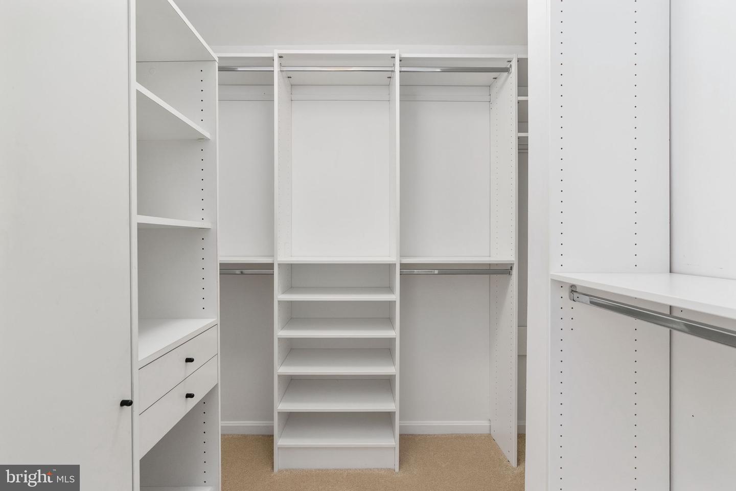 15111 KNICKERBOCKER DR, WOODBRIDGE, Virginia 22193, 5 Bedrooms Bedrooms, ,3 BathroomsBathrooms,Residential,For sale,15111 KNICKERBOCKER DR,VAPW2113238 MLS # VAPW2113238