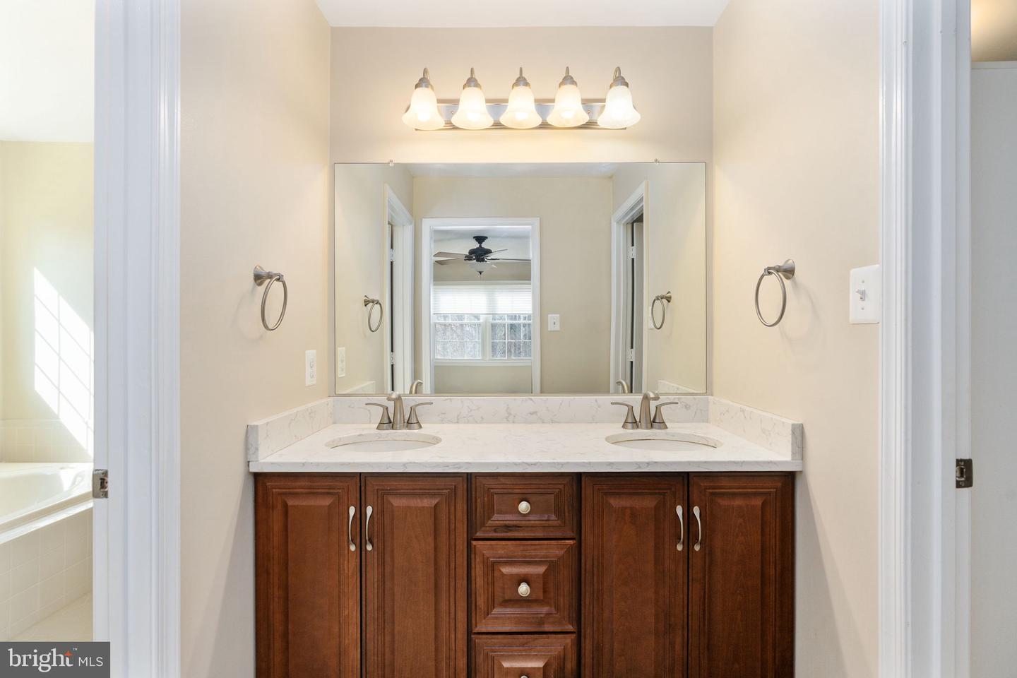 15111 KNICKERBOCKER DR, WOODBRIDGE, Virginia 22193, 5 Bedrooms Bedrooms, ,3 BathroomsBathrooms,Residential,For sale,15111 KNICKERBOCKER DR,VAPW2113238 MLS # VAPW2113238