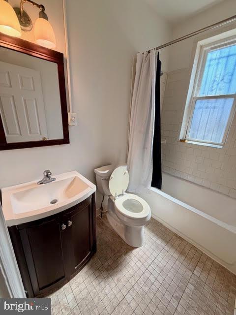 3709 13TH ST NW #105, WASHINGTON, District Of Columbia 20010, ,1 BathroomBathrooms,Residential,For sale,3709 13TH ST NW #105,DCDC2247986 MLS # DCDC2247986