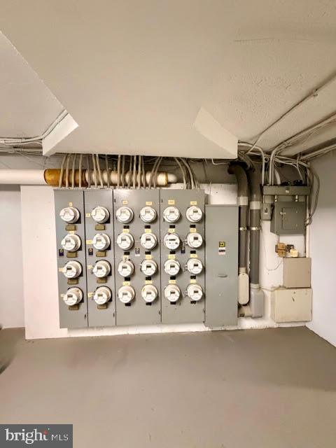 3709 13TH ST NW #105, WASHINGTON, District Of Columbia 20010, ,1 BathroomBathrooms,Residential,For sale,3709 13TH ST NW #105,DCDC2247986 MLS # DCDC2247986