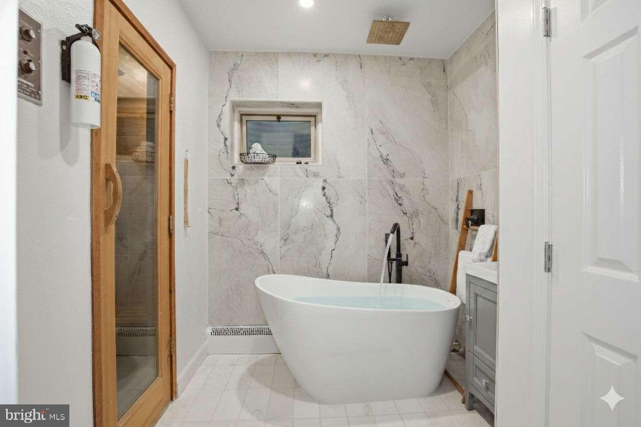 3717 N NELSON ST, ARLINGTON, Virginia 22207, 4 Bedrooms Bedrooms, ,3 BathroomsBathrooms,Residential,For sale,3717 N NELSON ST,VAAR2069438 MLS # VAAR2069438