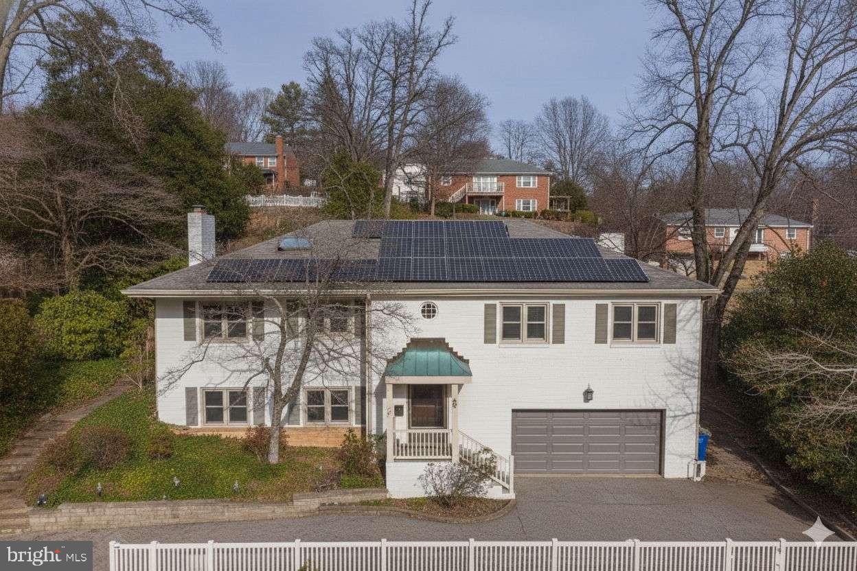 3717 N NELSON ST, ARLINGTON, Virginia 22207, 4 Bedrooms Bedrooms, ,3 BathroomsBathrooms,Residential,For sale,3717 N NELSON ST,VAAR2069438 MLS # VAAR2069438