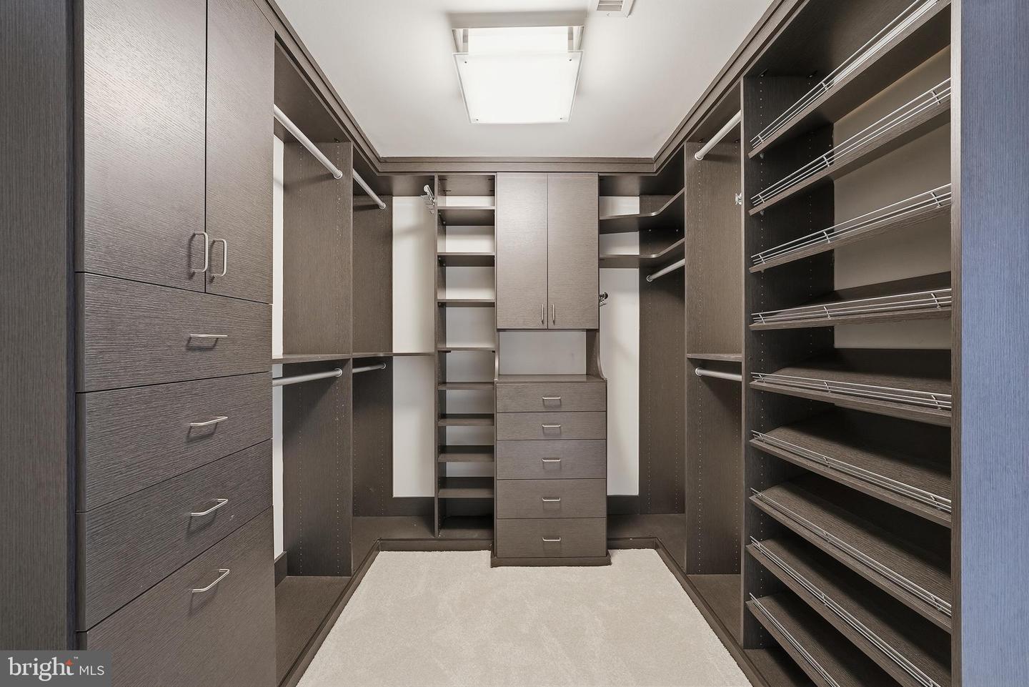 1615 N QUEEN ST #M603, ARLINGTON, Virginia 22209, 2 Bedrooms Bedrooms, ,2 BathroomsBathrooms,Residential,For sale,1615 N QUEEN ST #M603,VAAR2069446 MLS # VAAR2069446 1615 N QUEEN ST #M603, ARLINGTON, Virginia 22209, 2 Bedrooms Bedrooms, ,2 BathroomsBathrooms,Residential,For sale,1615 N QUEEN ST #M603,VAAR2069446 MLS # VAAR2069446