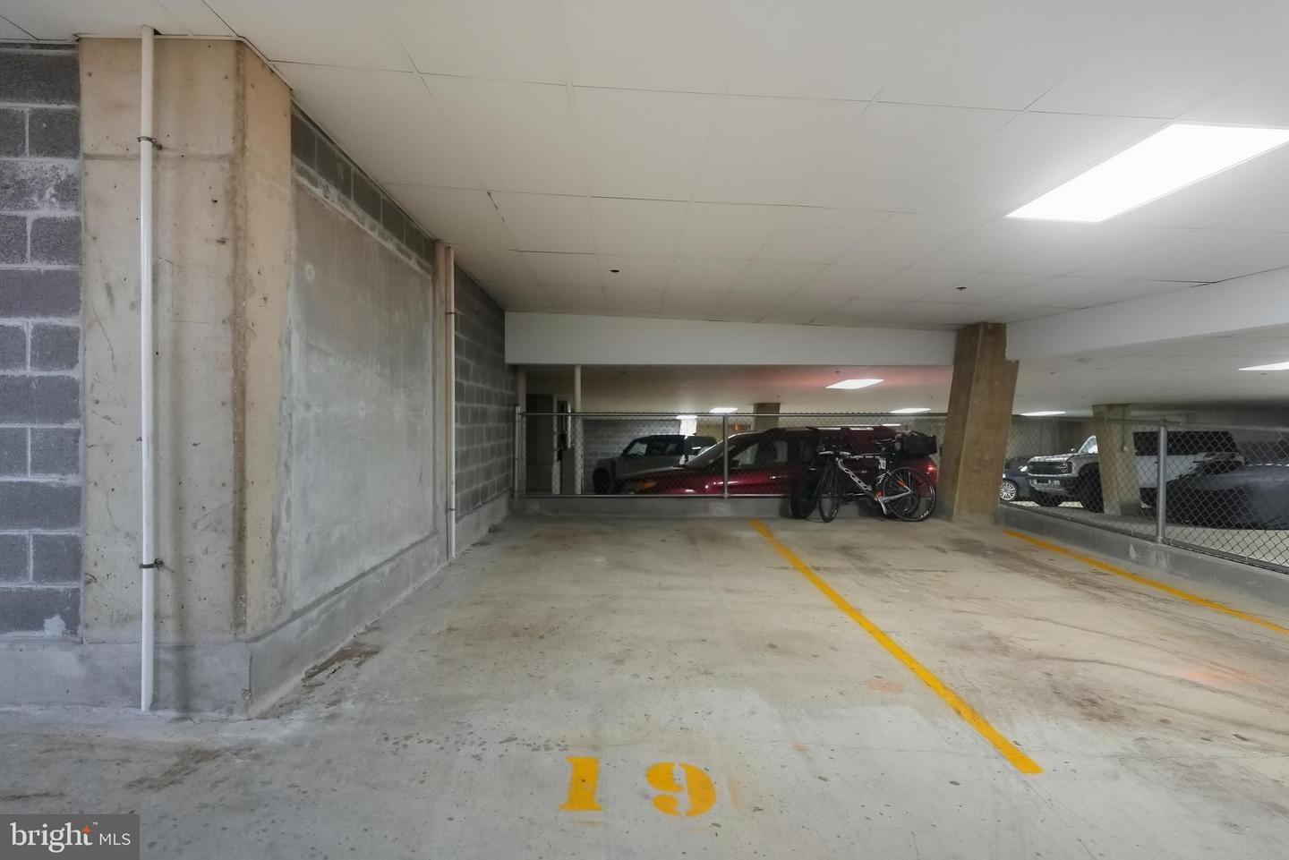 1615 N QUEEN ST #M603, ARLINGTON, Virginia 22209, 2 Bedrooms Bedrooms, ,2 BathroomsBathrooms,Residential,For sale,1615 N QUEEN ST #M603,VAAR2069446 MLS # VAAR2069446 1615 N QUEEN ST #M603, ARLINGTON, Virginia 22209, 2 Bedrooms Bedrooms, ,2 BathroomsBathrooms,Residential,For sale,1615 N QUEEN ST #M603,VAAR2069446 MLS # VAAR2069446