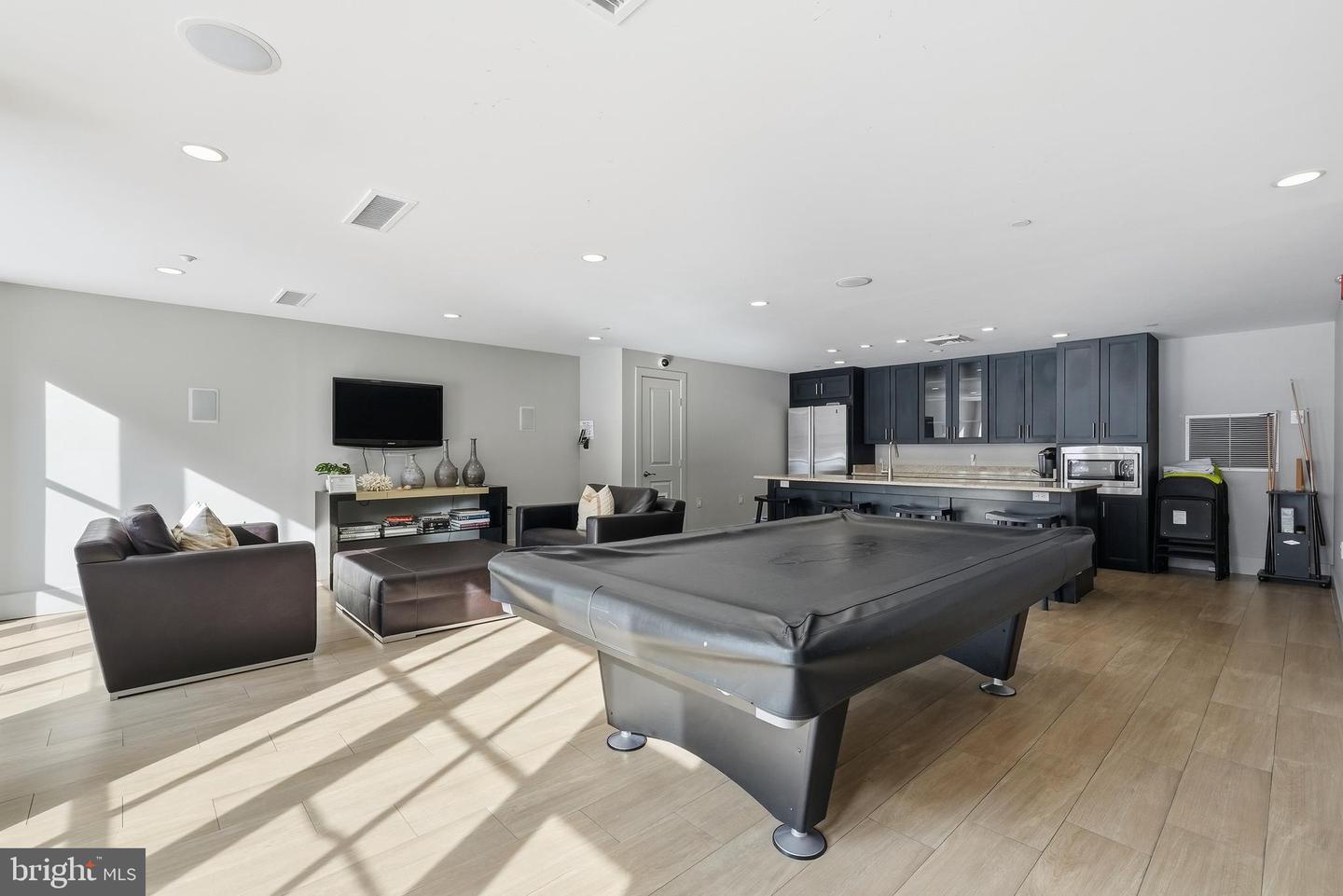 1615 N QUEEN ST #M603, ARLINGTON, Virginia 22209, 2 Bedrooms Bedrooms, ,2 BathroomsBathrooms,Residential,For sale,1615 N QUEEN ST #M603,VAAR2069446 MLS # VAAR2069446 1615 N QUEEN ST #M603, ARLINGTON, Virginia 22209, 2 Bedrooms Bedrooms, ,2 BathroomsBathrooms,Residential,For sale,1615 N QUEEN ST #M603,VAAR2069446 MLS # VAAR2069446