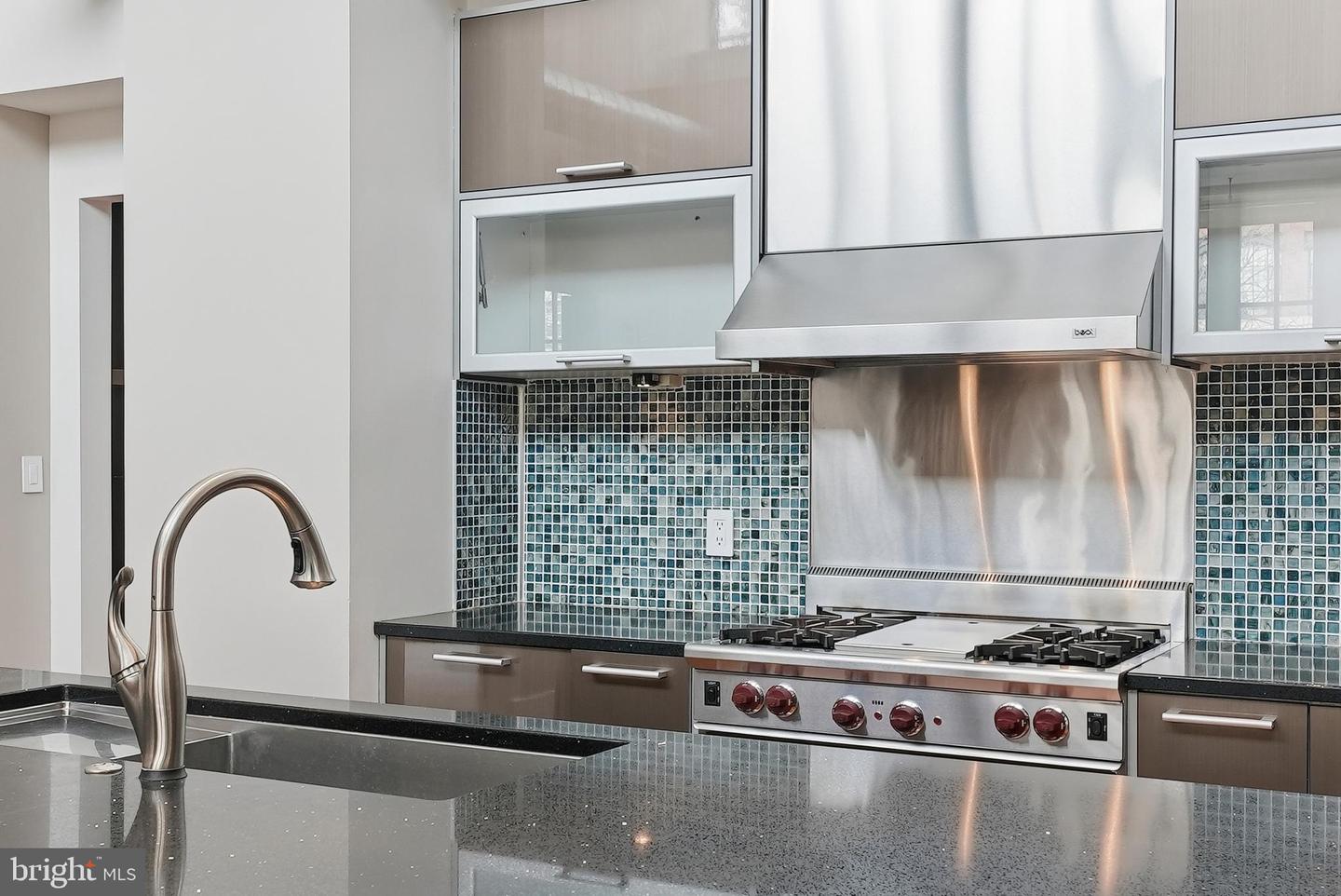 1615 N QUEEN ST #M603, ARLINGTON, Virginia 22209, 2 Bedrooms Bedrooms, ,2 BathroomsBathrooms,Residential,For sale,1615 N QUEEN ST #M603,VAAR2069446 MLS # VAAR2069446 1615 N QUEEN ST #M603, ARLINGTON, Virginia 22209, 2 Bedrooms Bedrooms, ,2 BathroomsBathrooms,Residential,For sale,1615 N QUEEN ST #M603,VAAR2069446 MLS # VAAR2069446