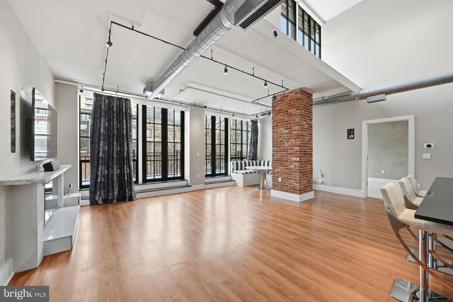 1615 N QUEEN ST #M603, ARLINGTON, Virginia 22209, 2 Bedrooms Bedrooms, ,2 BathroomsBathrooms,Residential,For sale,1615 N QUEEN ST #M603,VAAR2069446 MLS # VAAR2069446 1615 N QUEEN ST #M603, ARLINGTON, Virginia 22209, 2 Bedrooms Bedrooms, ,2 BathroomsBathrooms,Residential,For sale,1615 N QUEEN ST #M603,VAAR2069446 MLS # VAAR2069446