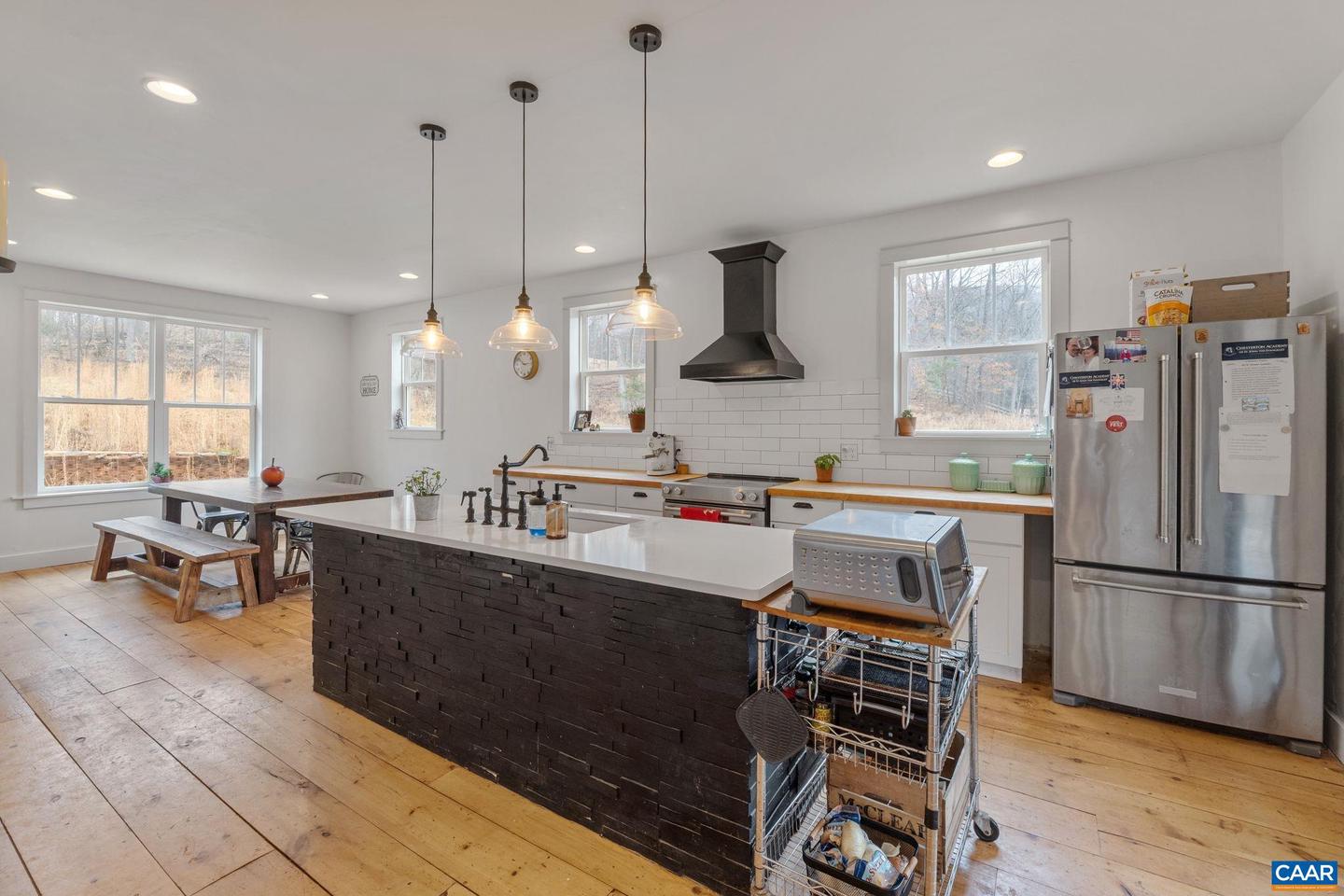 459 ROCKY HOLLOW RD, CHARLOTTESVILLE, Virginia 22911, 3 Bedrooms Bedrooms, ,2 BathroomsBathrooms,Residential,For sale,459 ROCKY HOLLOW RD,673781 MLS # 673781