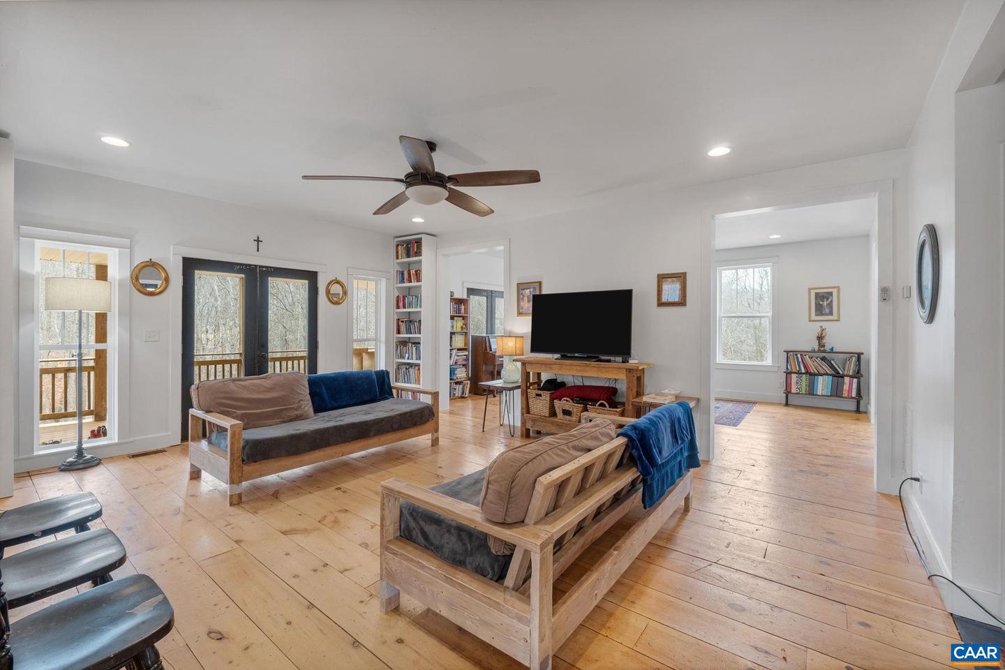 459 ROCKY HOLLOW RD, CHARLOTTESVILLE, Virginia 22911, 3 Bedrooms Bedrooms, ,2 BathroomsBathrooms,Residential,For sale,459 ROCKY HOLLOW RD,673781 MLS # 673781