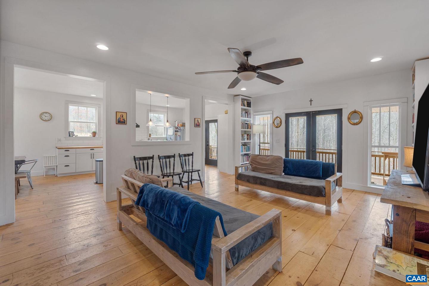 459 ROCKY HOLLOW RD, CHARLOTTESVILLE, Virginia 22911, 3 Bedrooms Bedrooms, ,2 BathroomsBathrooms,Residential,For sale,459 ROCKY HOLLOW RD,673781 MLS # 673781