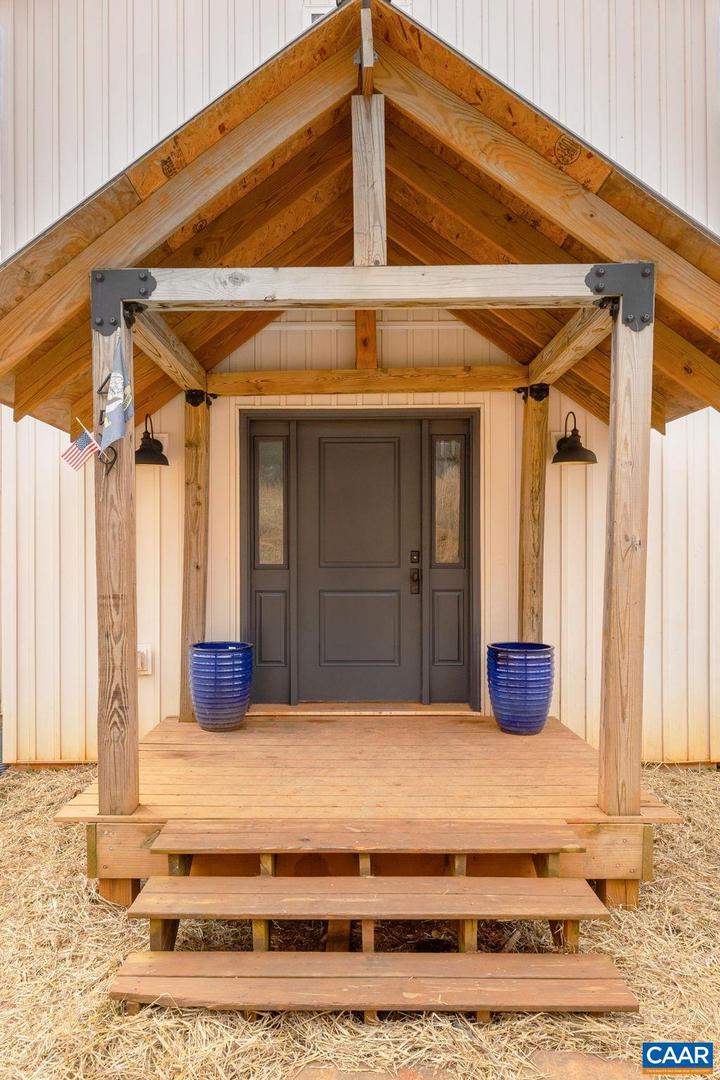 459 ROCKY HOLLOW RD, CHARLOTTESVILLE, Virginia 22911, 3 Bedrooms Bedrooms, ,2 BathroomsBathrooms,Residential,For sale,459 ROCKY HOLLOW RD,673781 MLS # 673781