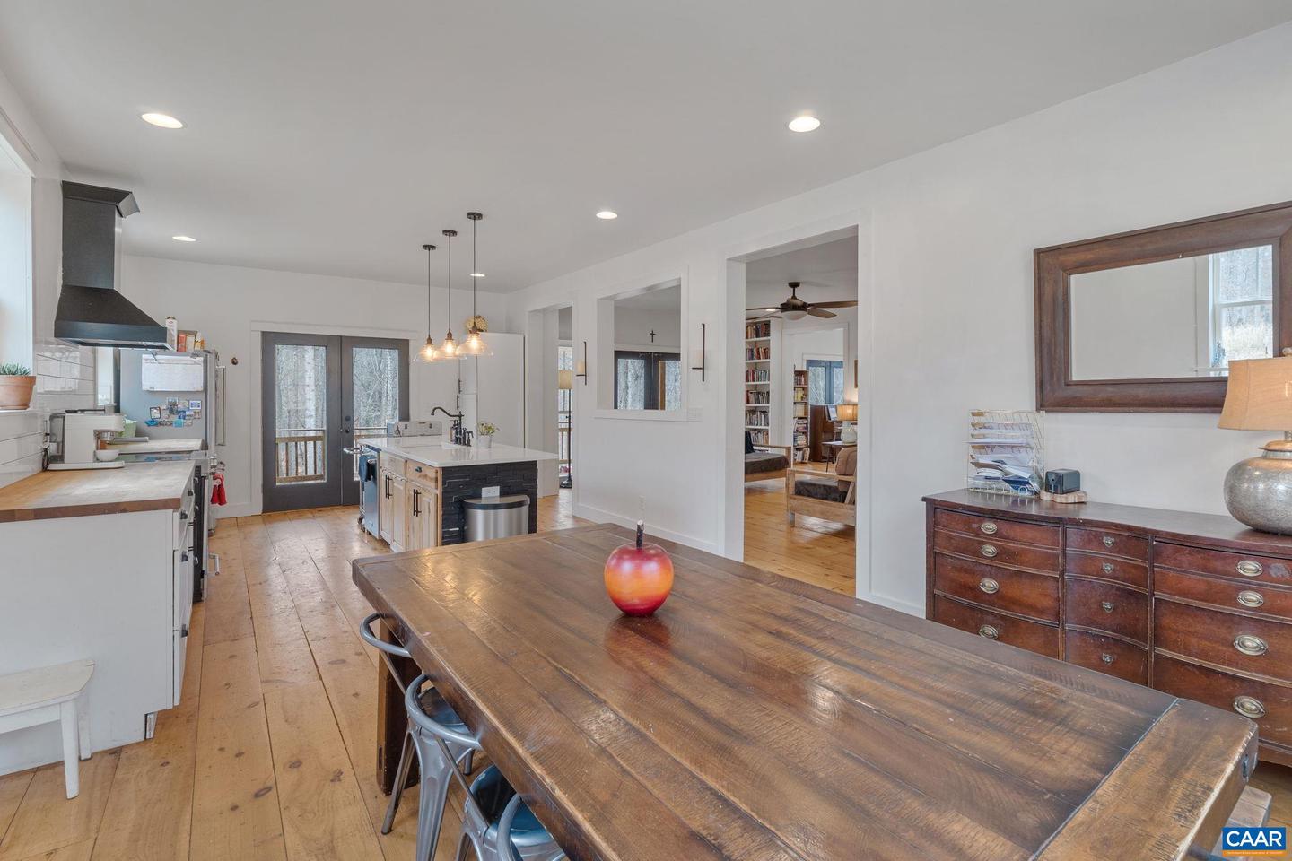 459 ROCKY HOLLOW RD, CHARLOTTESVILLE, Virginia 22911, 3 Bedrooms Bedrooms, ,2 BathroomsBathrooms,Residential,For sale,459 ROCKY HOLLOW RD,673781 MLS # 673781