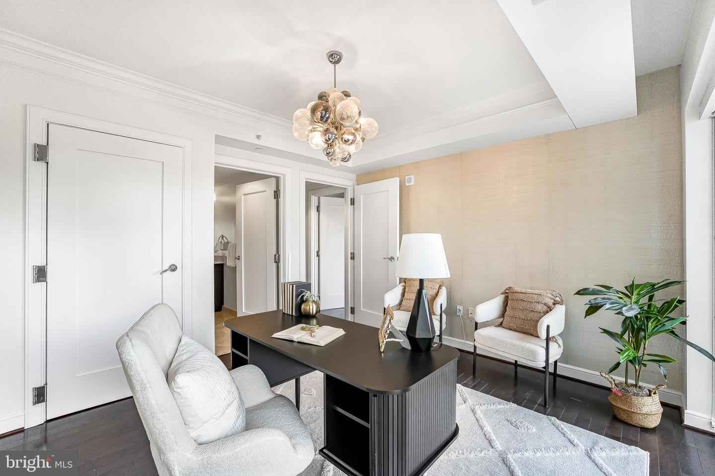 1111 19TH ST N #1707, ARLINGTON, Virginia 22209, 2 Bedrooms Bedrooms, 5 Rooms Rooms,2 BathroomsBathrooms,Residential,For sale,1111 19TH ST N #1707,VAAR2069454 MLS # VAAR2069454