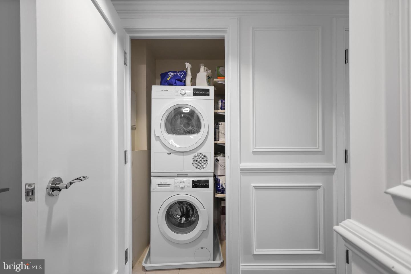 1111 19TH ST N #1707, ARLINGTON, Virginia 22209, 2 Bedrooms Bedrooms, 5 Rooms Rooms,2 BathroomsBathrooms,Residential,For sale,1111 19TH ST N #1707,VAAR2069454 MLS # VAAR2069454