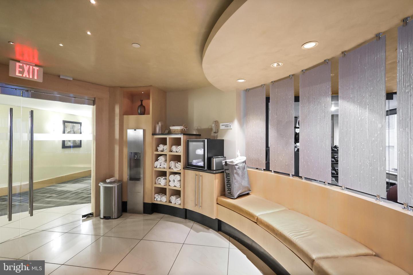 1111 19TH ST N #1707, ARLINGTON, Virginia 22209, 2 Bedrooms Bedrooms, 5 Rooms Rooms,2 BathroomsBathrooms,Residential,For sale,1111 19TH ST N #1707,VAAR2069454 MLS # VAAR2069454