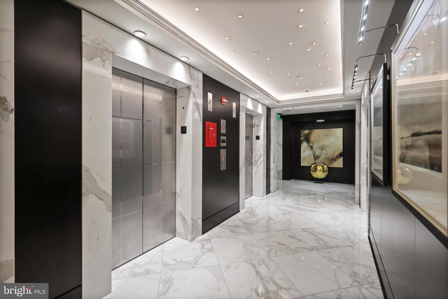 1111 19TH ST N #1707, ARLINGTON, Virginia 22209, 2 Bedrooms Bedrooms, 5 Rooms Rooms,2 BathroomsBathrooms,Residential,For sale,1111 19TH ST N #1707,VAAR2069454 MLS # VAAR2069454