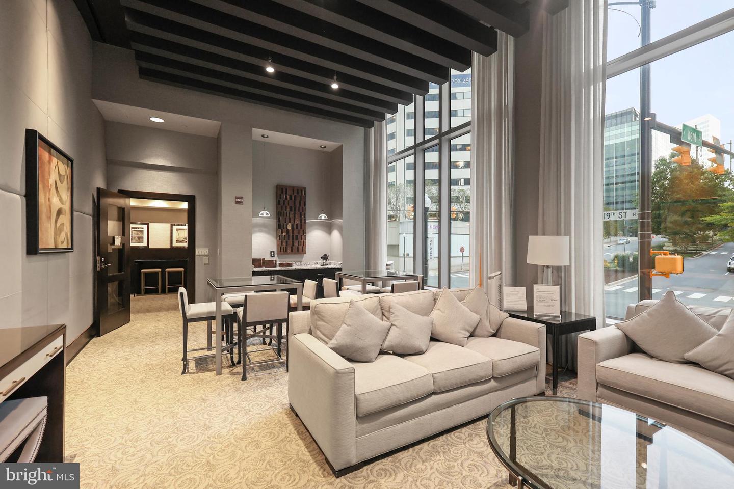 1111 19TH ST N #1707, ARLINGTON, Virginia 22209, 2 Bedrooms Bedrooms, 5 Rooms Rooms,2 BathroomsBathrooms,Residential,For sale,1111 19TH ST N #1707,VAAR2069454 MLS # VAAR2069454