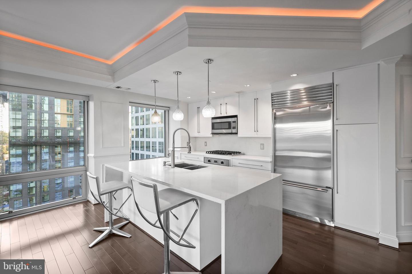 1111 19TH ST N #1707, ARLINGTON, Virginia 22209, 2 Bedrooms Bedrooms, 5 Rooms Rooms,2 BathroomsBathrooms,Residential,For sale,1111 19TH ST N #1707,VAAR2069454 MLS # VAAR2069454