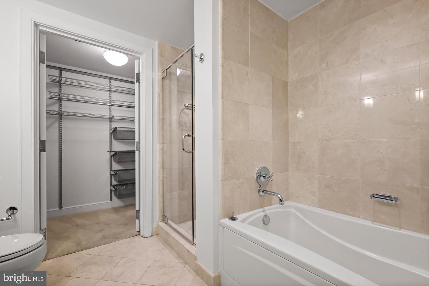 1111 19TH ST N #1707, ARLINGTON, Virginia 22209, 2 Bedrooms Bedrooms, 5 Rooms Rooms,2 BathroomsBathrooms,Residential,For sale,1111 19TH ST N #1707,VAAR2069454 MLS # VAAR2069454