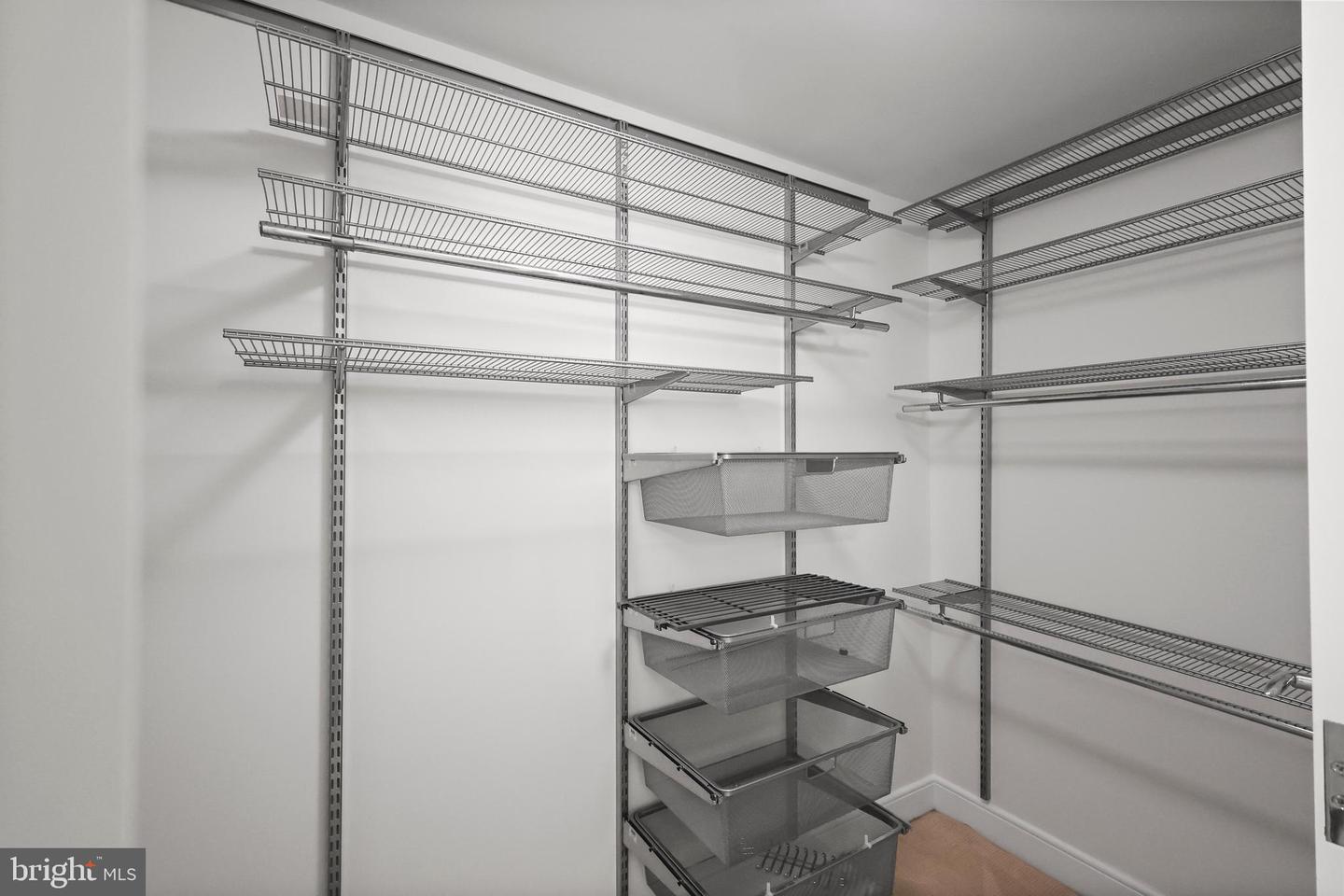 1111 19TH ST N #1707, ARLINGTON, Virginia 22209, 2 Bedrooms Bedrooms, 5 Rooms Rooms,2 BathroomsBathrooms,Residential,For sale,1111 19TH ST N #1707,VAAR2069454 MLS # VAAR2069454