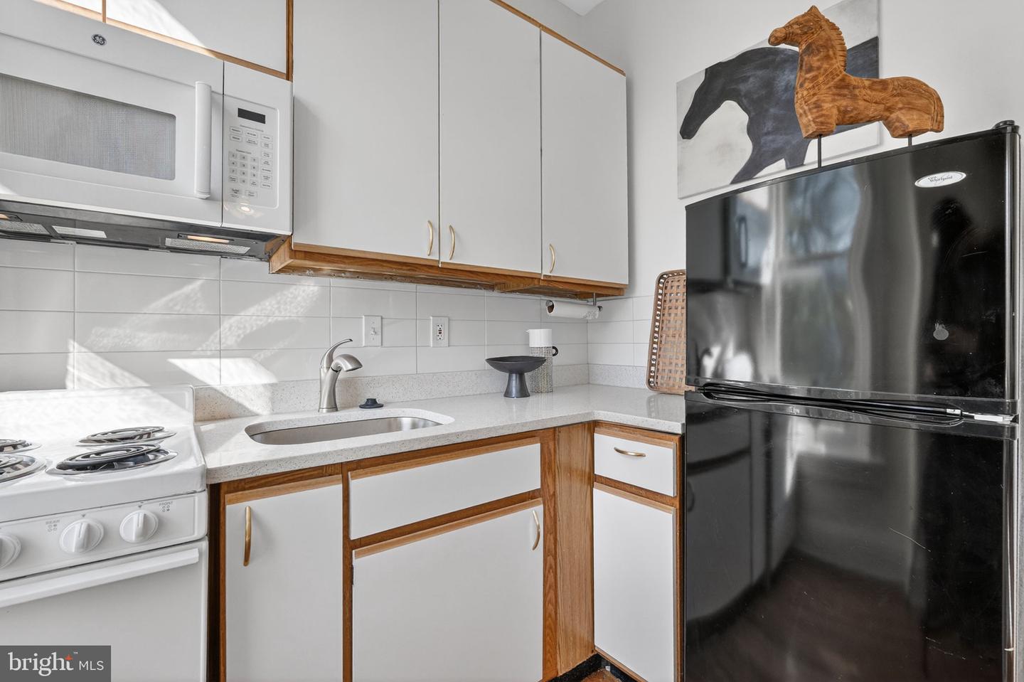 15 3RD ST NE #4, WASHINGTON, District Of Columbia 20002, 1 Bedroom Bedrooms, ,1 BathroomBathrooms,Residential,For sale,15 3RD ST NE #4,DCDC2248224 MLS # DCDC2248224