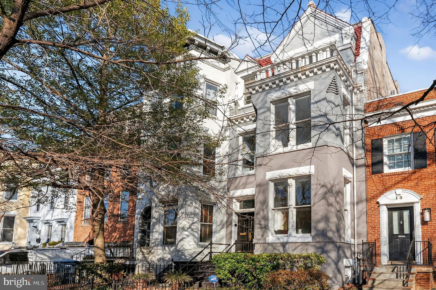 15 3RD ST NE #4, WASHINGTON, District Of Columbia 20002, 1 Bedroom Bedrooms, ,1 BathroomBathrooms,Residential,For sale,15 3RD ST NE #4,DCDC2248224 MLS # DCDC2248224