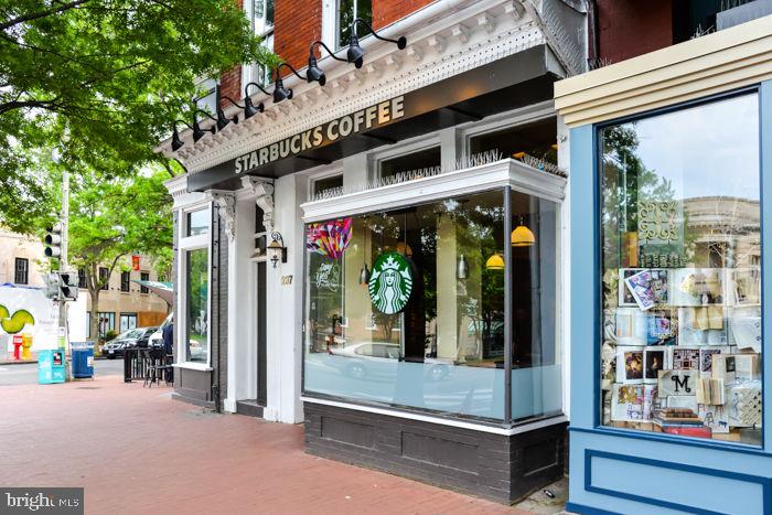 15 3RD ST NE #4, WASHINGTON, District Of Columbia 20002, 1 Bedroom Bedrooms, ,1 BathroomBathrooms,Residential,For sale,15 3RD ST NE #4,DCDC2248224 MLS # DCDC2248224