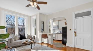 15 3RD ST NE #4, WASHINGTON, District Of Columbia 20002, 1 Bedroom Bedrooms, ,1 BathroomBathrooms,Residential,For sale,15 3RD ST NE #4,DCDC2248224 MLS # DCDC2248224