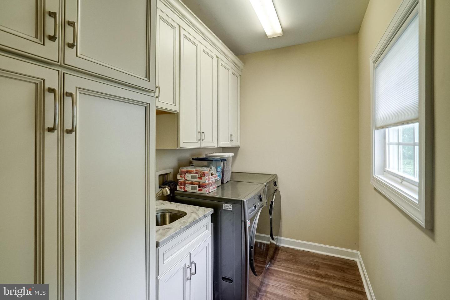 63 LAKE FOREST DR, MINERAL, Virginia 23117, 4 Bedrooms Bedrooms, 17 Rooms Rooms,4 BathroomsBathrooms,Residential,For sale,63 LAKE FOREST DR,VALA2009366 MLS # VALA2009366