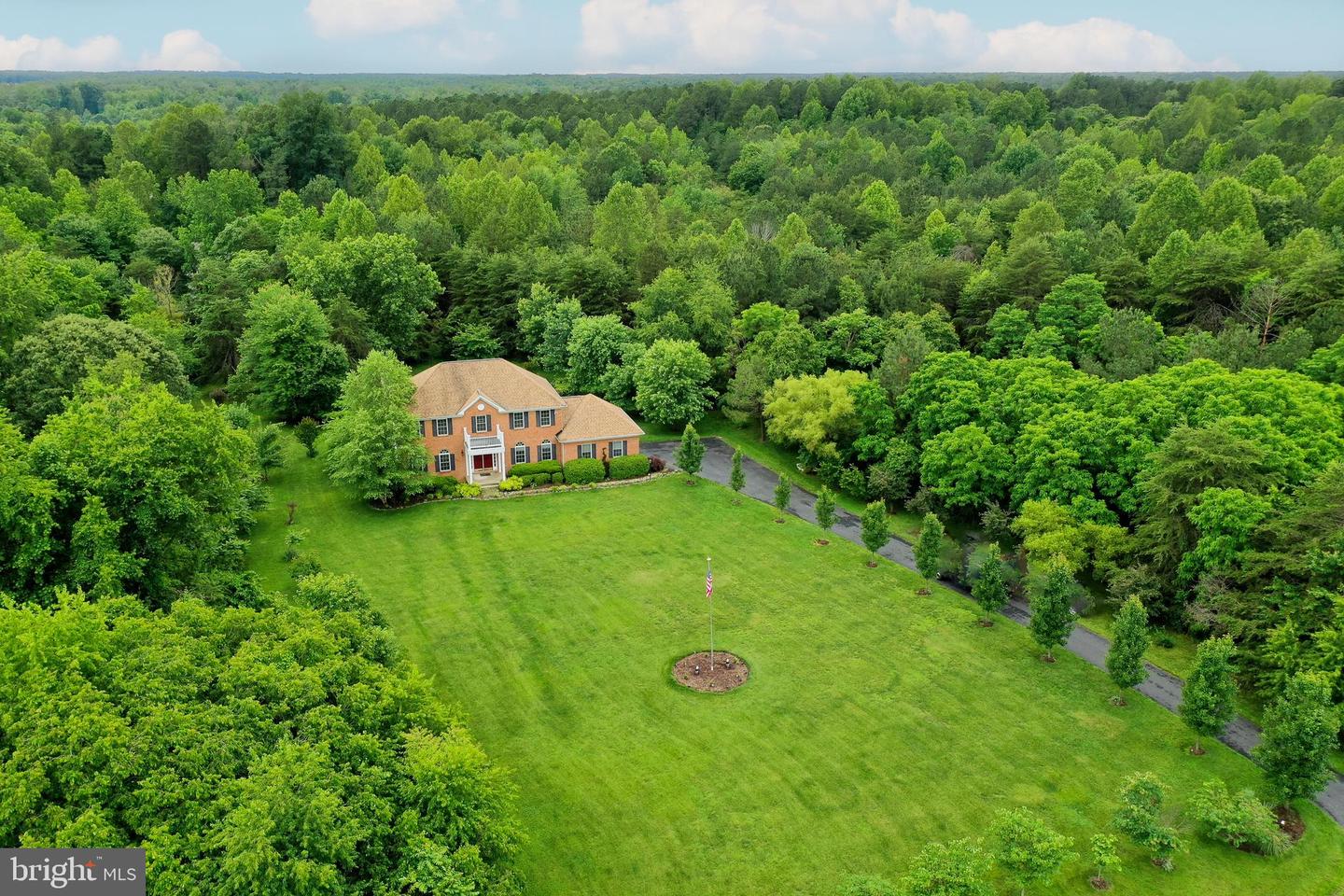 63 LAKE FOREST DR, MINERAL, Virginia 23117, 4 Bedrooms Bedrooms, 17 Rooms Rooms,4 BathroomsBathrooms,Residential,For sale,63 LAKE FOREST DR,VALA2009366 MLS # VALA2009366