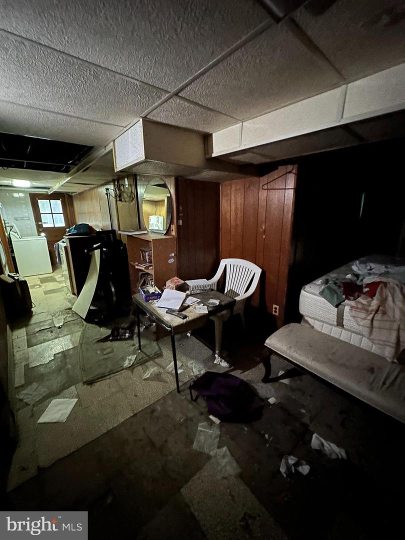 1122 HOLBROOK ST NE, WASHINGTON, District Of Columbia 20002, 3 Bedrooms Bedrooms, ,1 BathroomBathrooms,Residential,For sale,1122 HOLBROOK ST NE,DCDC2248244 MLS # DCDC2248244