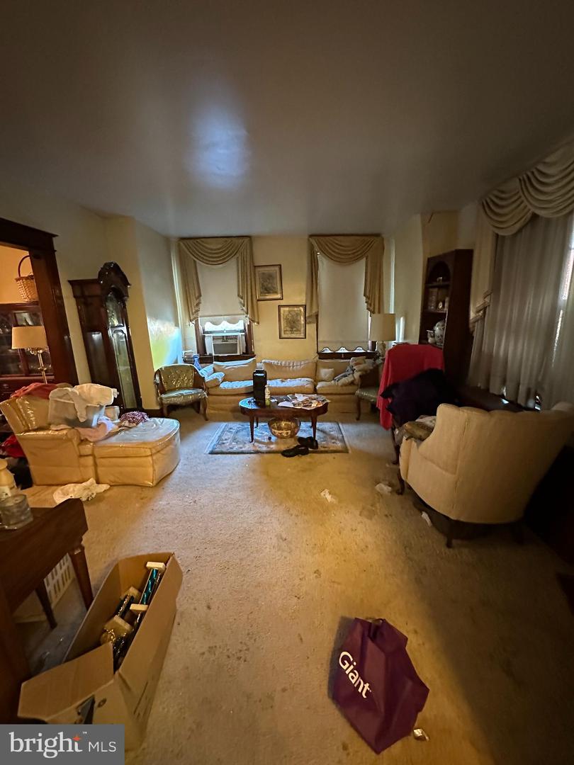 1122 HOLBROOK ST NE, WASHINGTON, District Of Columbia 20002, 3 Bedrooms Bedrooms, ,1 BathroomBathrooms,Residential,For sale,1122 HOLBROOK ST NE,DCDC2248244 MLS # DCDC2248244