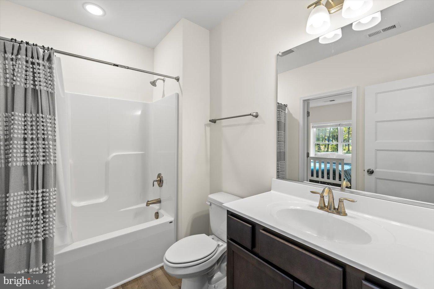 764 NOAHS LANDING DR, BUMPASS, Virginia 23024, 5 Bedrooms Bedrooms, 24 Rooms Rooms,5 BathroomsBathrooms,Residential,For sale,764 NOAHS LANDING DR,VALA2009368 MLS # VALA2009368