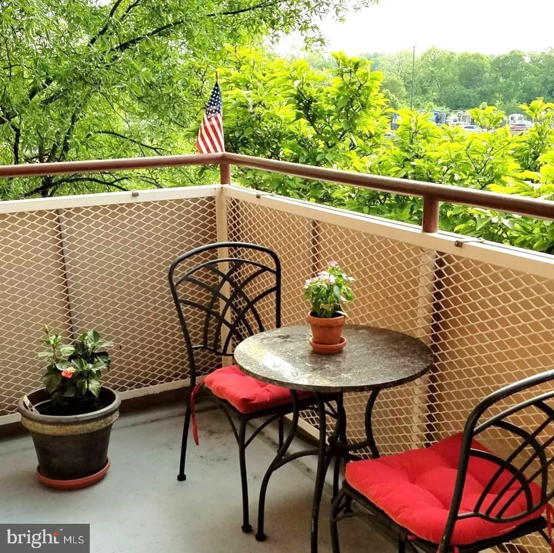 1021 ARLINGTON BLVD #330, ARLINGTON, Virginia 22209, 1 Bedroom Bedrooms, ,1 BathroomBathrooms,Residential,For sale,1021 ARLINGTON BLVD #330,VAAR2069466 MLS # VAAR2069466