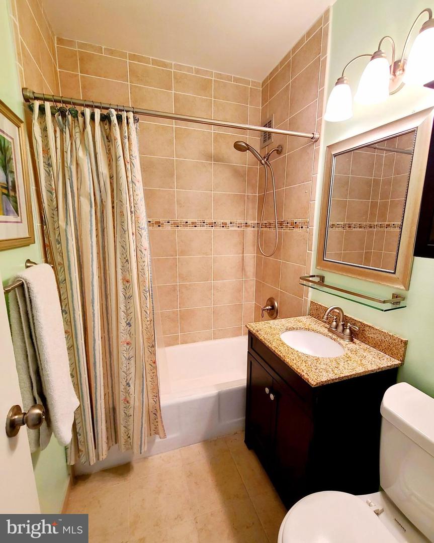 1021 ARLINGTON BLVD #330, ARLINGTON, Virginia 22209, 1 Bedroom Bedrooms, ,1 BathroomBathrooms,Residential,For sale,1021 ARLINGTON BLVD #330,VAAR2069466 MLS # VAAR2069466