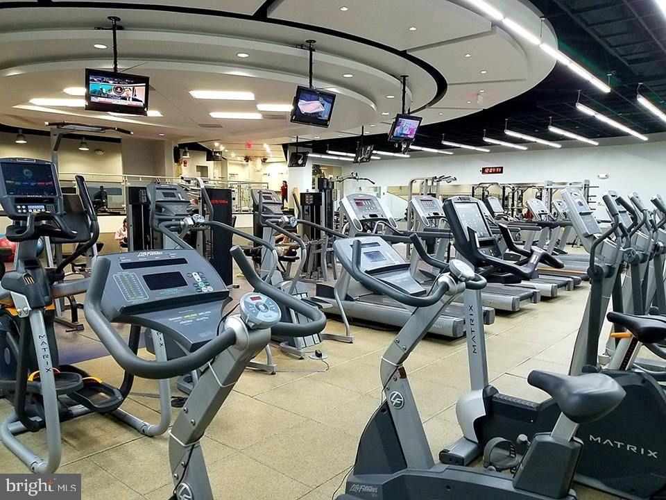 1021 ARLINGTON BLVD #330, ARLINGTON, Virginia 22209, 1 Bedroom Bedrooms, ,1 BathroomBathrooms,Residential,For sale,1021 ARLINGTON BLVD #330,VAAR2069466 MLS # VAAR2069466