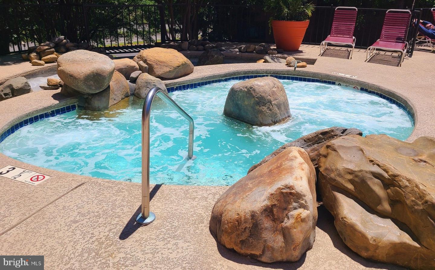 1021 ARLINGTON BLVD #330, ARLINGTON, Virginia 22209, 1 Bedroom Bedrooms, ,1 BathroomBathrooms,Residential,For sale,1021 ARLINGTON BLVD #330,VAAR2069466 MLS # VAAR2069466