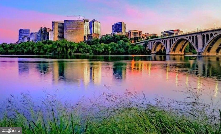 1021 ARLINGTON BLVD #330, ARLINGTON, Virginia 22209, 1 Bedroom Bedrooms, ,1 BathroomBathrooms,Residential,For sale,1021 ARLINGTON BLVD #330,VAAR2069466 MLS # VAAR2069466